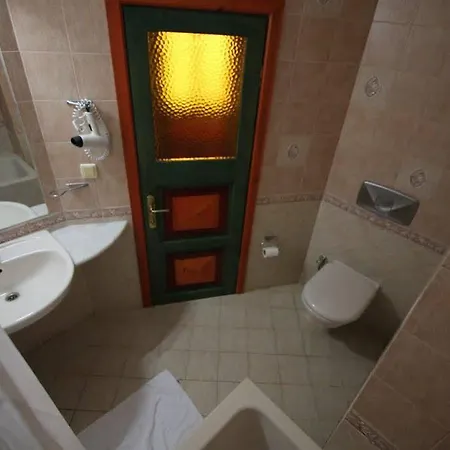 Otel Symbola