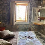 Symbola מלון 3*