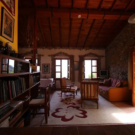 Symbola فندق